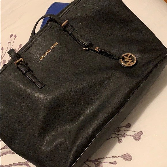 Michael Kors / tote - Picture 9 of 16